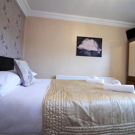 Fairway Hotel Bathgate Exterior foto